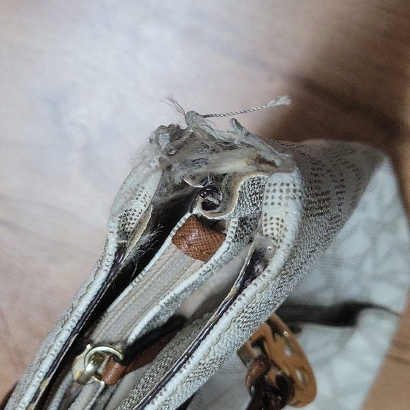 Michael Kors Tote - Picture 3 of 4